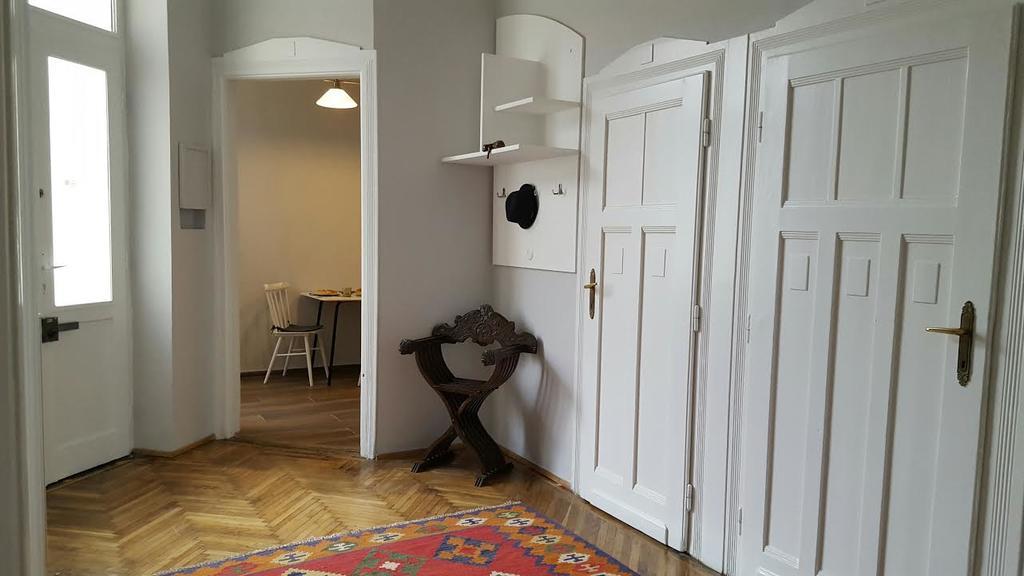 Hello Tourist Flat Apartment Будапеща Екстериор снимка