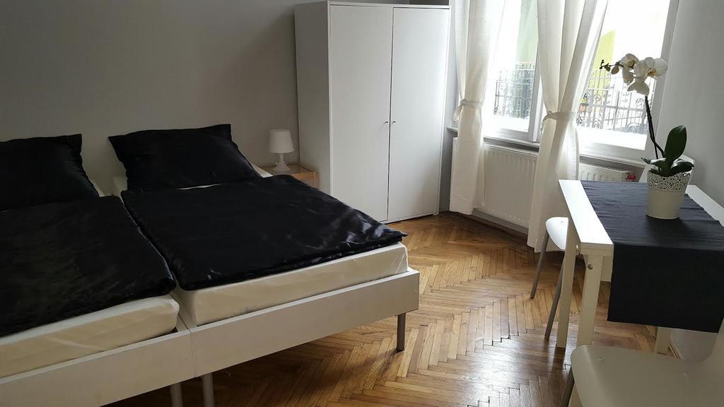 Hello Tourist Flat Apartment Будапеща Екстериор снимка